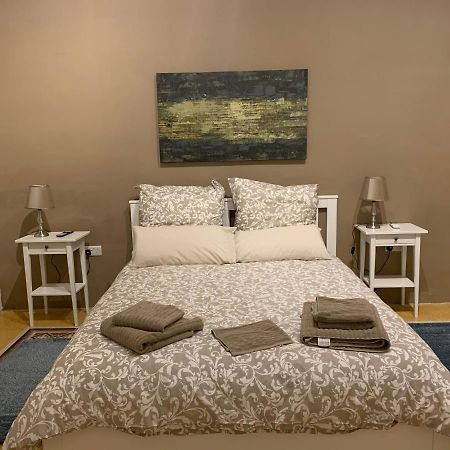 4 Bedroom Apartment In Sliema Near The Sea エクステリア 写真