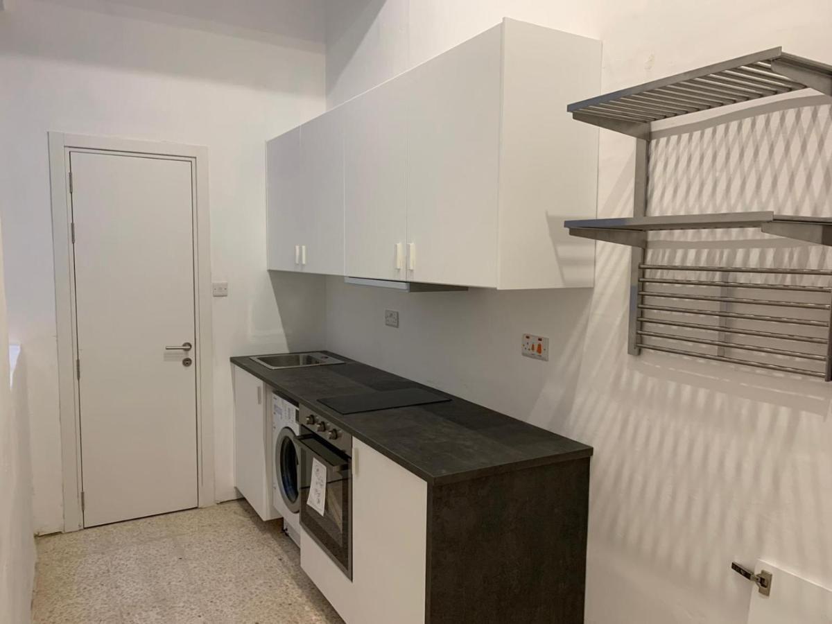 4 Bedroom Apartment In Sliema Near The Sea エクステリア 写真