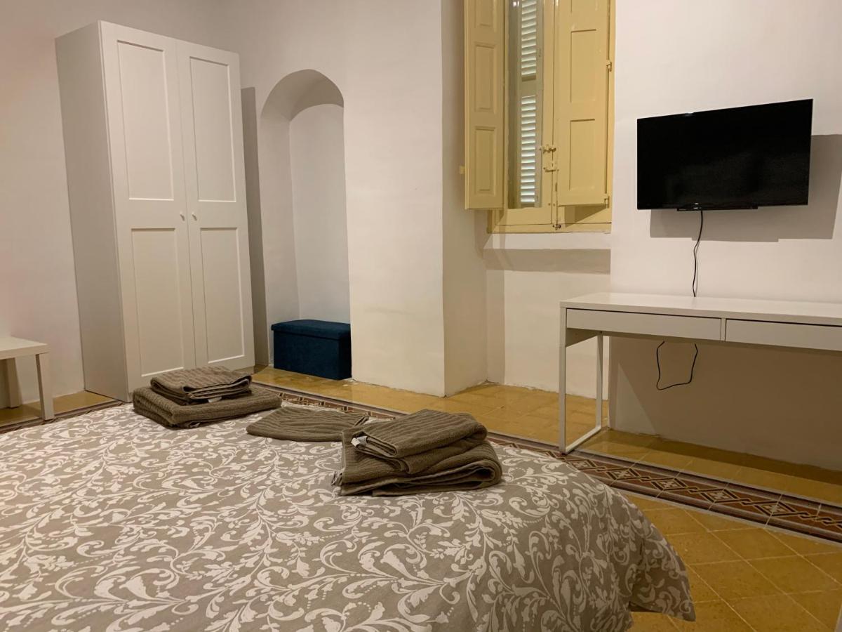 4 Bedroom Apartment In Sliema Near The Sea エクステリア 写真